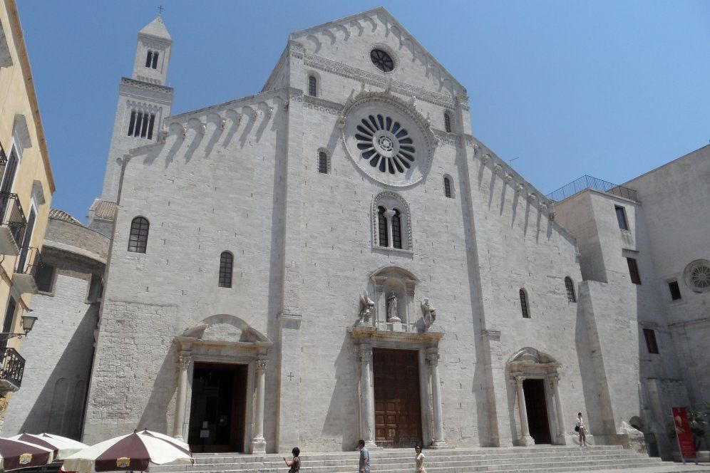 BARI-CATTEDRALE.jpg