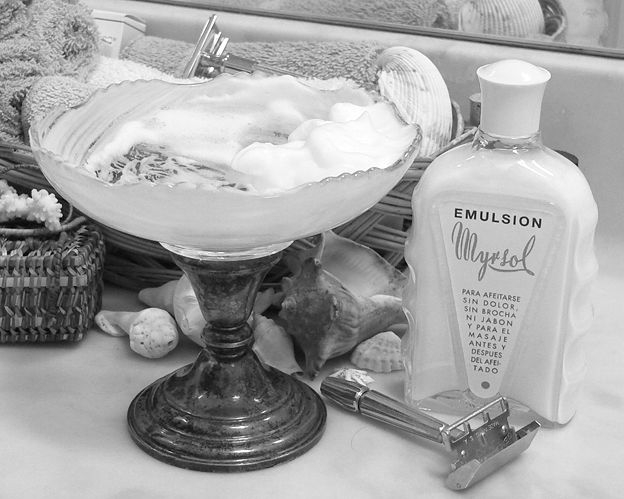 [Image: Candy-Dish-Shave-Bowl_zps4034c4f4.jpg]