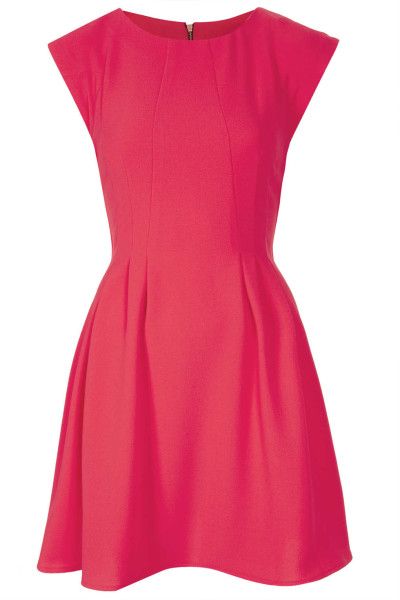  photo topshop-flur-pink-crepe-seam-flippy-dress-product-1-12959516-146223374_large_flex_zpse36eb6d4.jpeg