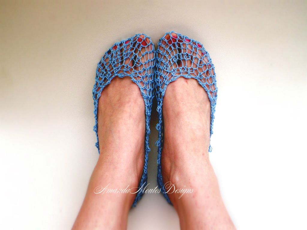 FREE Peek-a-boo Lace Socks Crochet Pattern by Amanda Moutos Designs