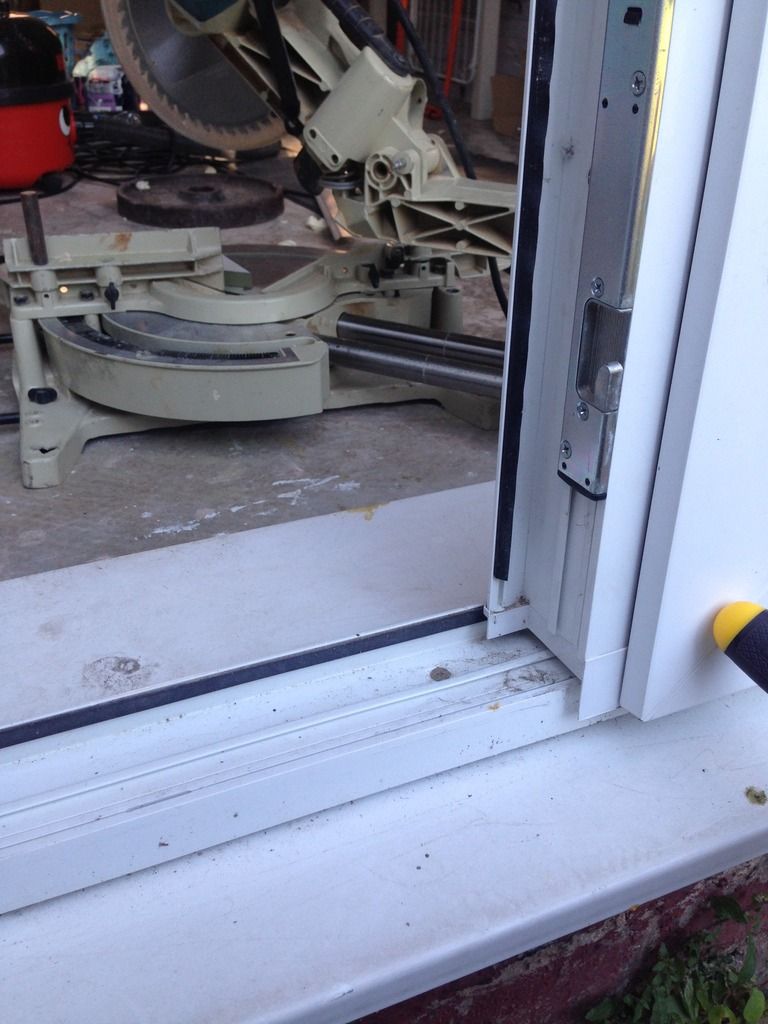 UPVc French Door problem, not closing www.ultimatehandyman.co.uk