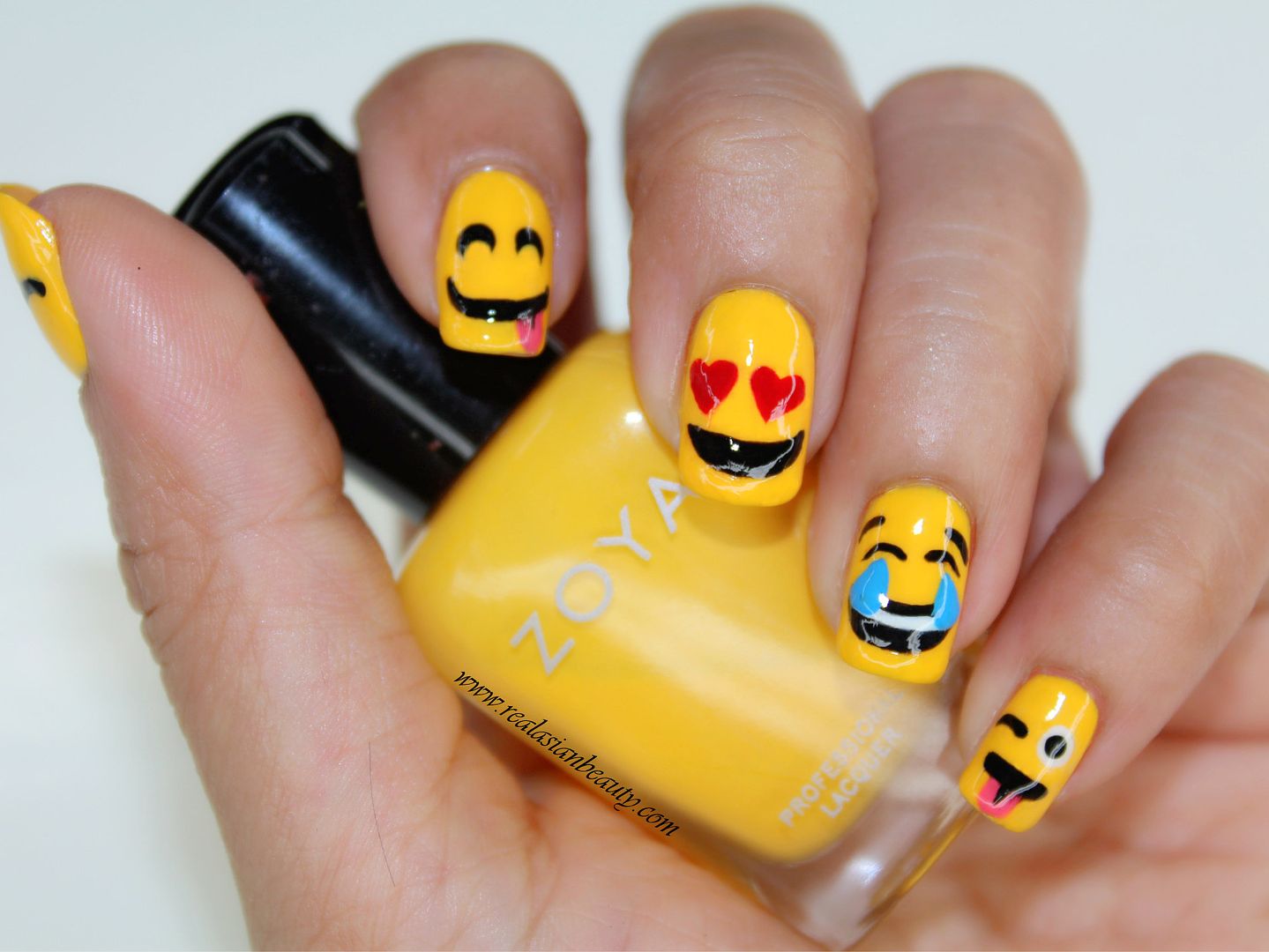 simple emoji nail art design