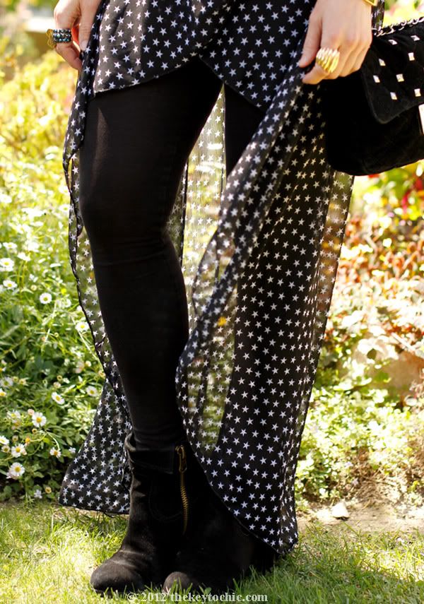 Guns N' Roses T-shirt, Gypsy Junkies Studio skirt, Sam Edelman Louie boots, Los Angeles fashion, southern California style