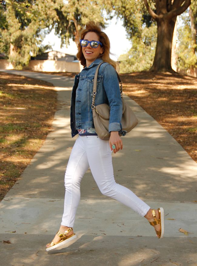 LA fashion blogger The Key To Chic wears an AG Jeans jacket, Peter Som for Kohl's postcard print sweatshirt, white Gap jeans, and Aldo Parramore sandals