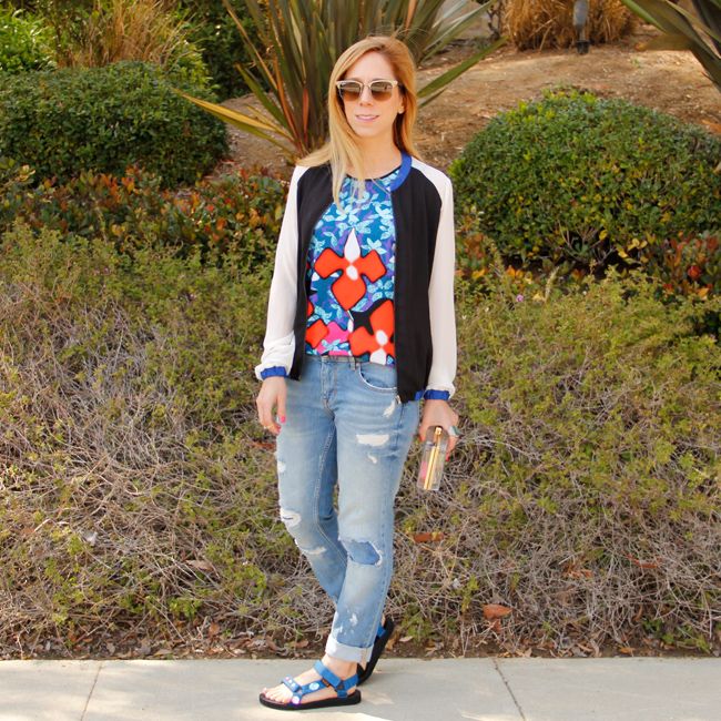 LA fashion blogger The Key To Chic wears a Peter Pilotto for Target iris print tank top with Sally Hansen Triple Shine nail polish and DIY rhinestone Teva Universal sandals.