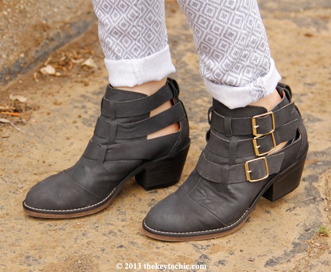 Steve Madden Opall buckle moto ankle boots