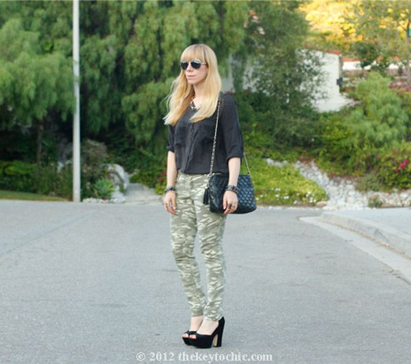 Brandy Melville blouse, Xhilaration camouflage jeans, Steve Madden Grettta heels, Los Angeles fashion blog
