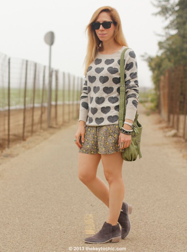 Los Angeles fashion blogger wearing Mossimo heart print sweater, floral challis shorts, Sam Edelman Petty boots in New Navy