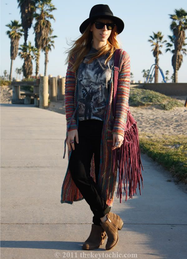 Forever 21 maxi sweater, Steve Madden Hamptinn boots, fringe handbag, Los Angeles fashion blogger