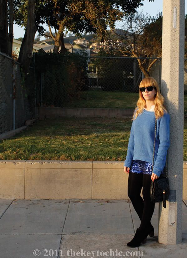Forever 21 sequin shorts, Old Navy textured sweater, Dolce Vita Jamison boots, Los Angeles fashion blog