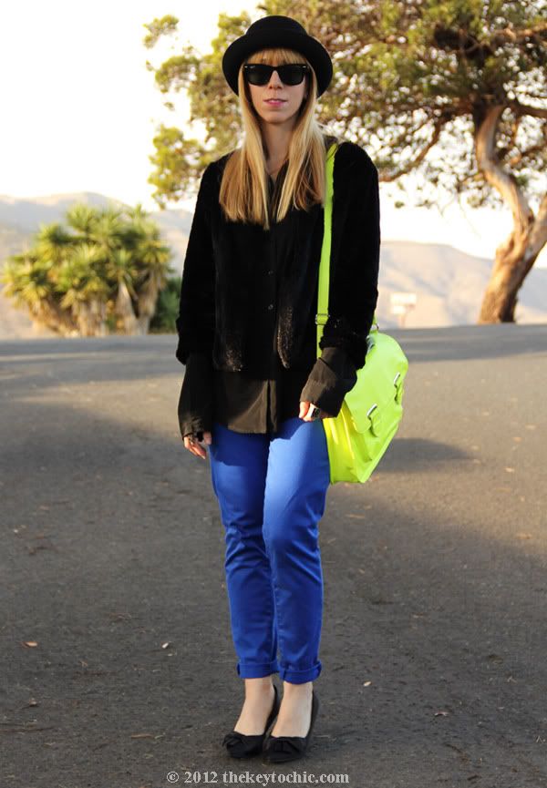 neon handbag, Lucky Brand Charlie skinny skimmer capri jeans, kitten heels, Los Angeles fashion blogger, southern California fashion blog
