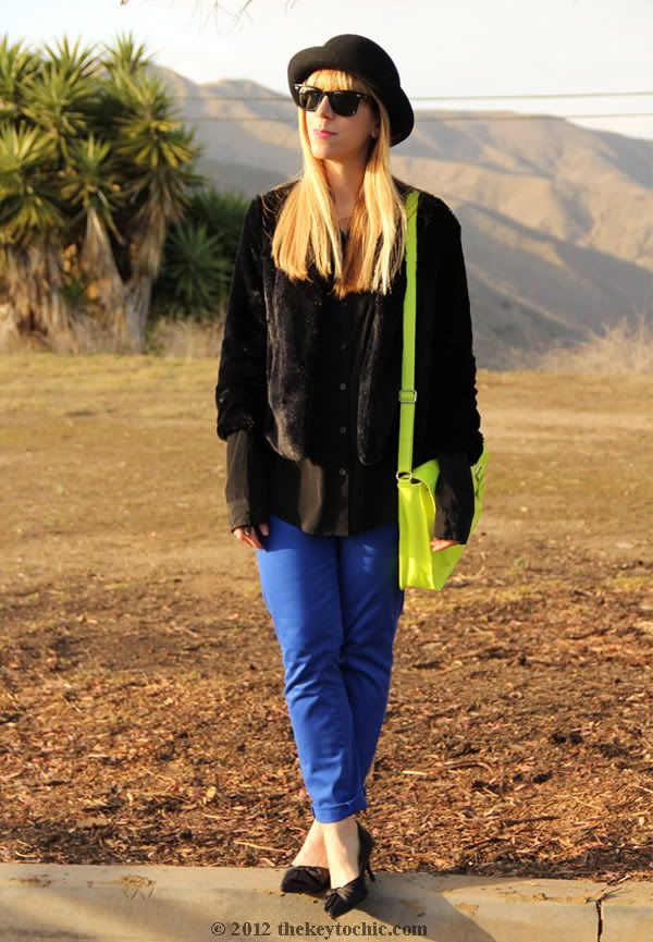 neon handbag, Lucky Brand Charlie skinny skimmer capri jeans, kitten heels, Los Angeles fashion blogger, southern California fashion blog