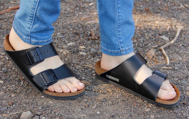 Birkenstock Arizona sandals in black, Birkenstock sandals fashion trend