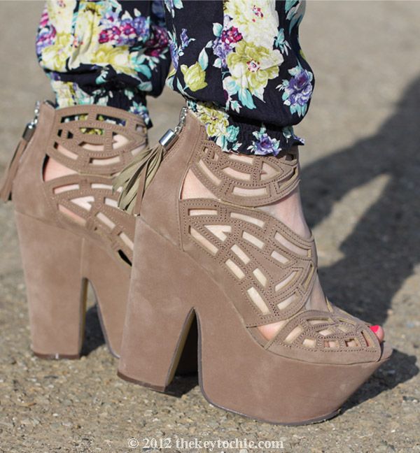 Love Culture floral pants, Michael Antonio Gallista heels, southern California fashion blog