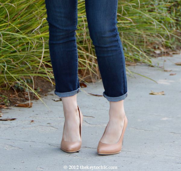 Maison Martin Margiela H&M tan invisible wedge pumps, nude wedges with lucite heels, Old Navy super skinny jeans, Los Angeles fashion blog