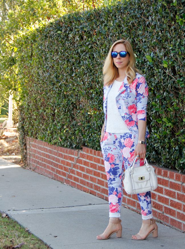 Los Angeles area fashion blogger The Key To Chic shares her festival style with Boohoo floral coordinates.