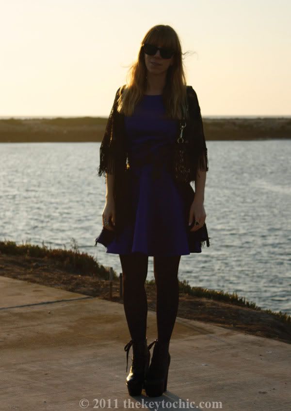 Lauren Nicole fit and flare star dress, Lulu's sultry with the fringe cardigan, Los Angeles fashion blogger