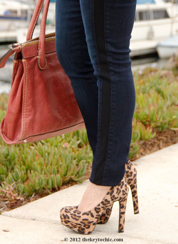 7 for all mankind skinny side stripe jeans, Mossimo Paisley leopard print pumps, Chloe Edith handbag in whiskey, Los Angeles fashion blog