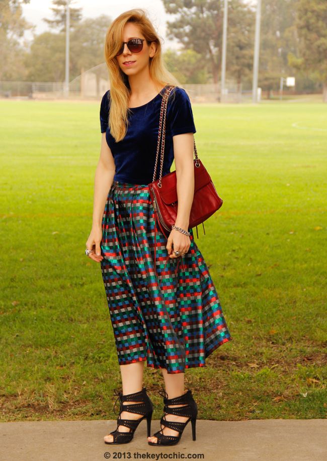 Los Angeles fashion blogger The Key To Chic wearing a Forever 21 velvet crop top and vintage midi skirt with Charlotte Russe laser cut heels.