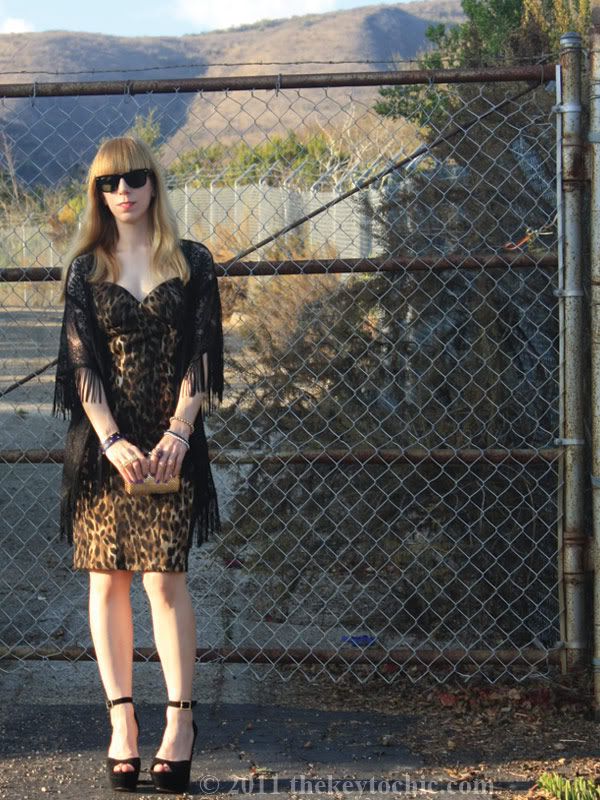 Kardashian Kollection leopard bustier dress, lace fringe kimono, Steve Madden Gretta heels, Los Angeles fashion blog