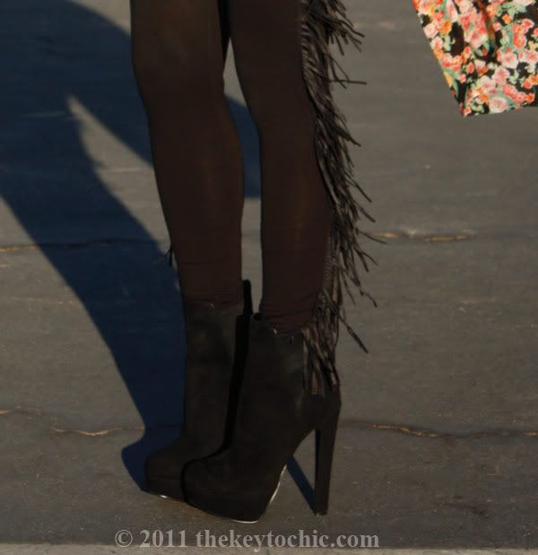 Unif the robe in bouquet, Asos fringe leggings, Bakers Susie boots, Los Angeles fashion blog