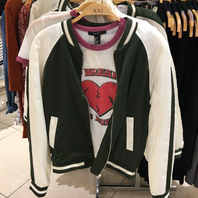 photo F21-bomber-jacket-with-vintage-tee_zpsdqotjblv.jpg