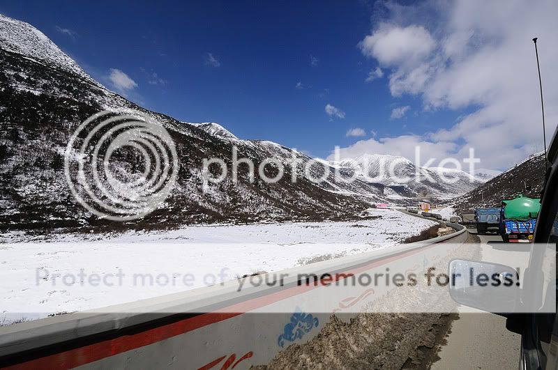 318公路折多山雪景